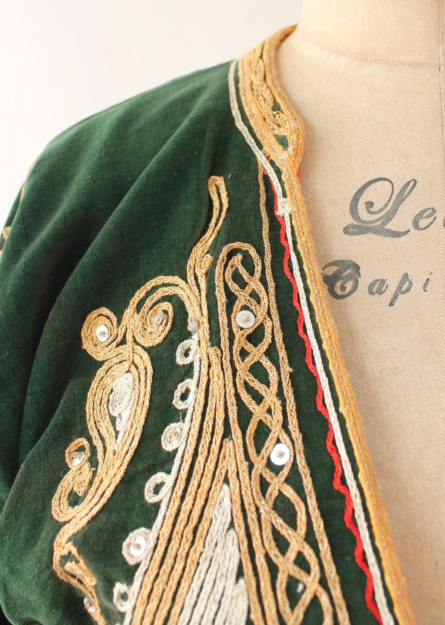 Vintage 1960s Green Eastern Europe Embroidered Jacket